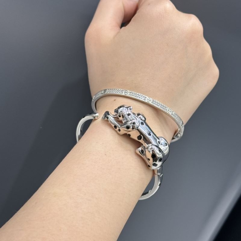 Ca*t1er bracelets